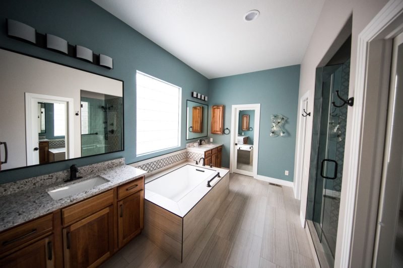 Planning a Bathroom Remodel: A Step-by-Step Budget Guide