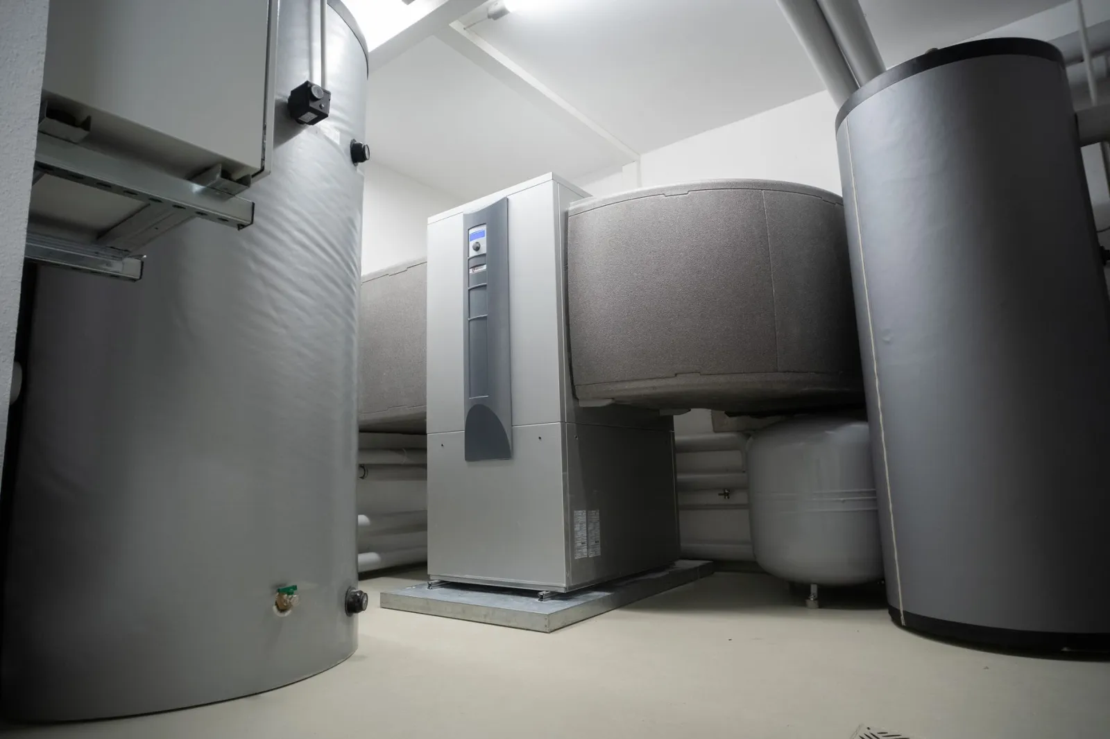 Heat Pump vs Furnace: Which Heating System Is Right for You?